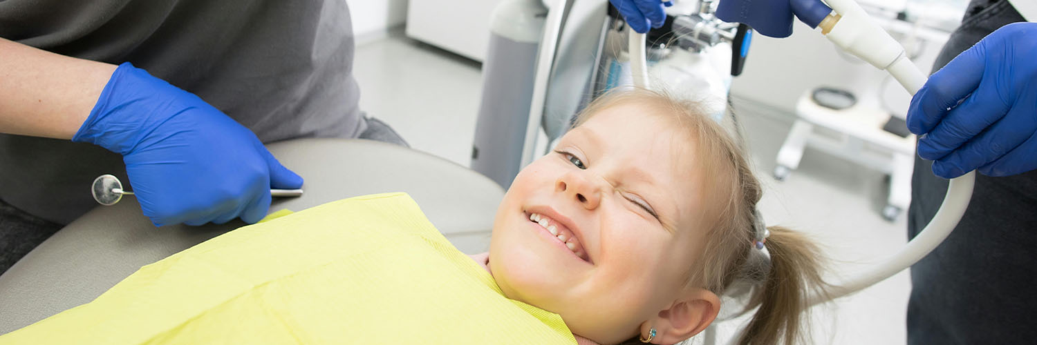 Paediatric Dentist - Banner
