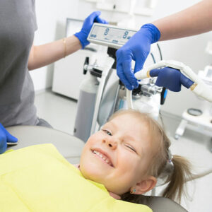 Paediatric Dentist - Thumb