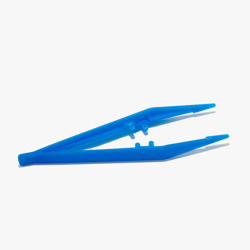 CC094 – Blue Plastic Tweezers